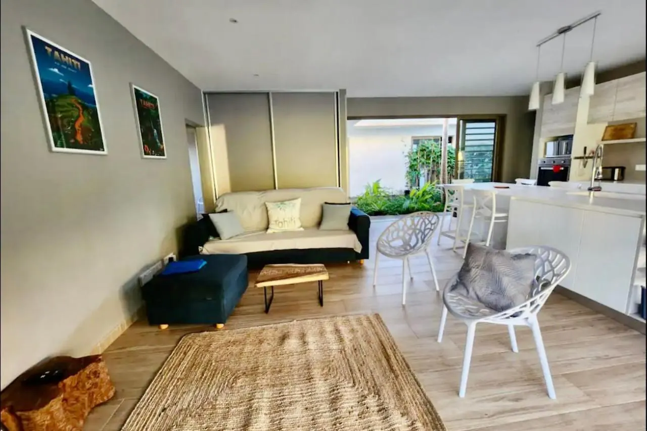 Nature Villa With Pool Thaiti Punaauia